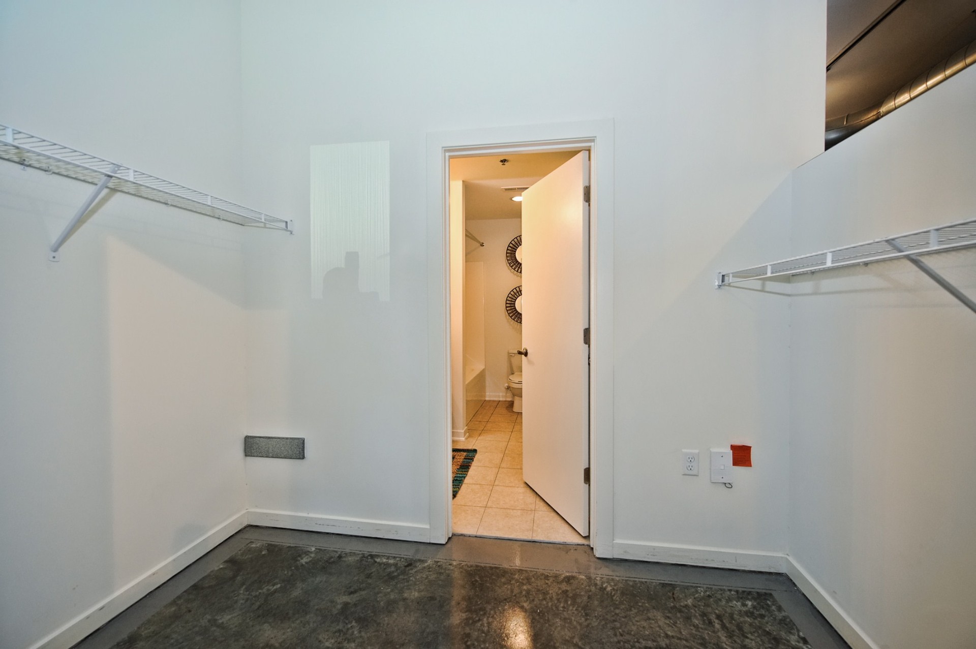 Edgeline Flats photo 20