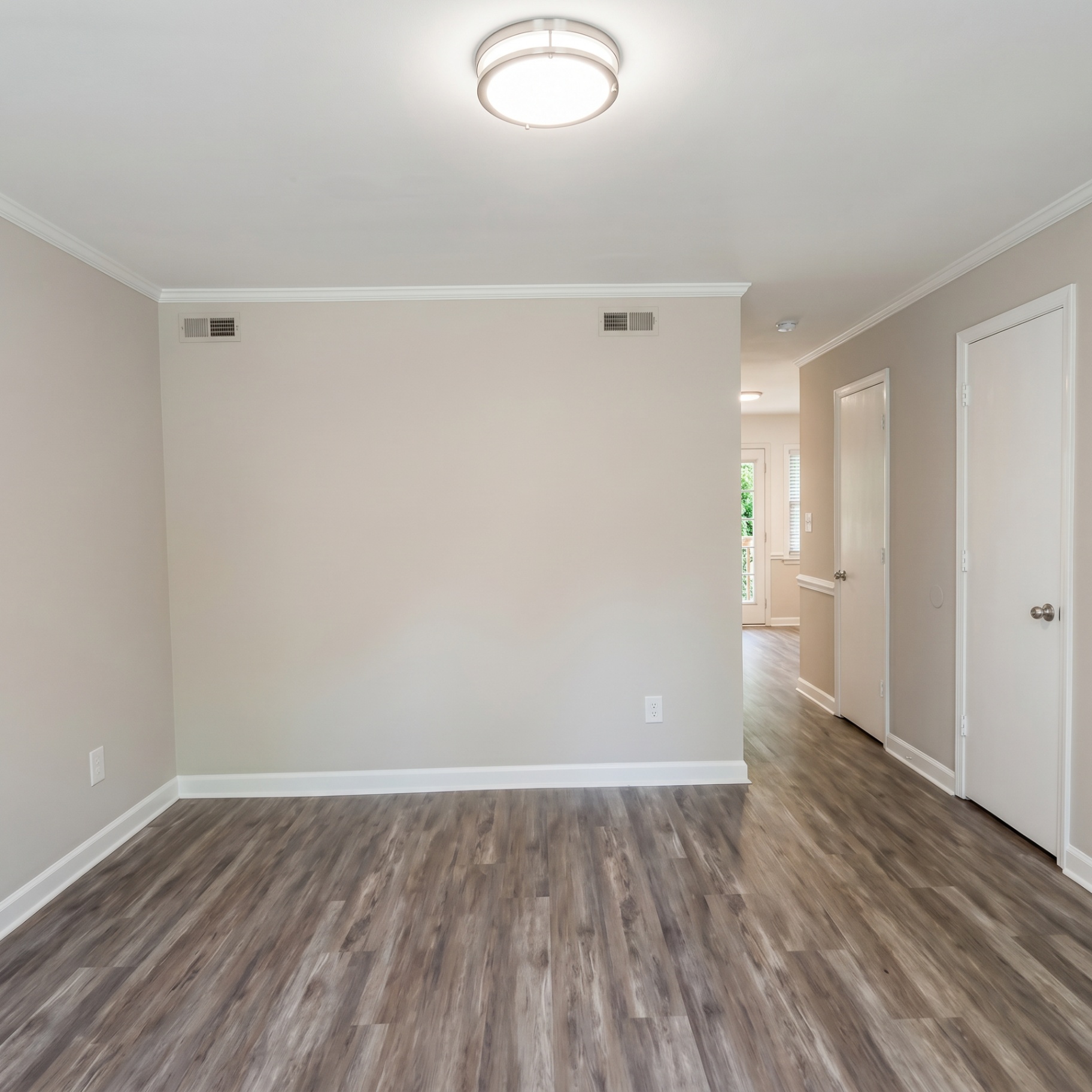 Courtyard Townhomes photo 6
