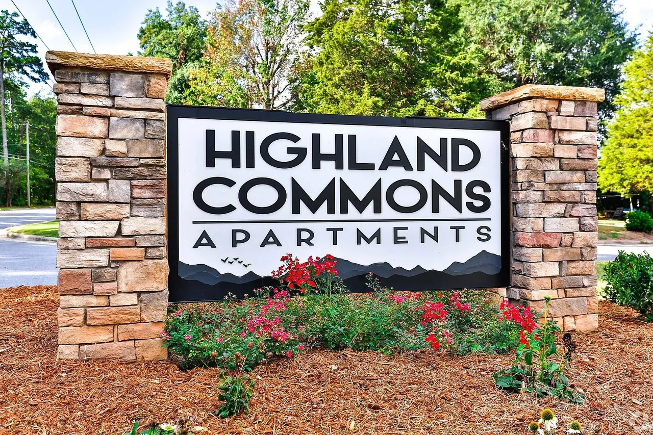 Highland Commons photo 6