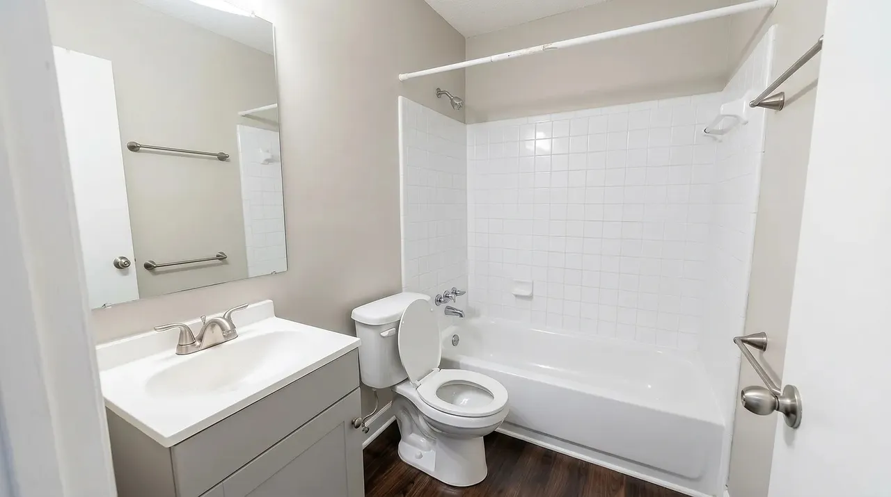 Key Street Apartments photo 9