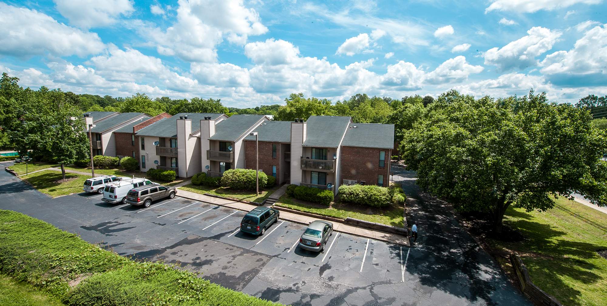 Sharonridge Apartments photo 9