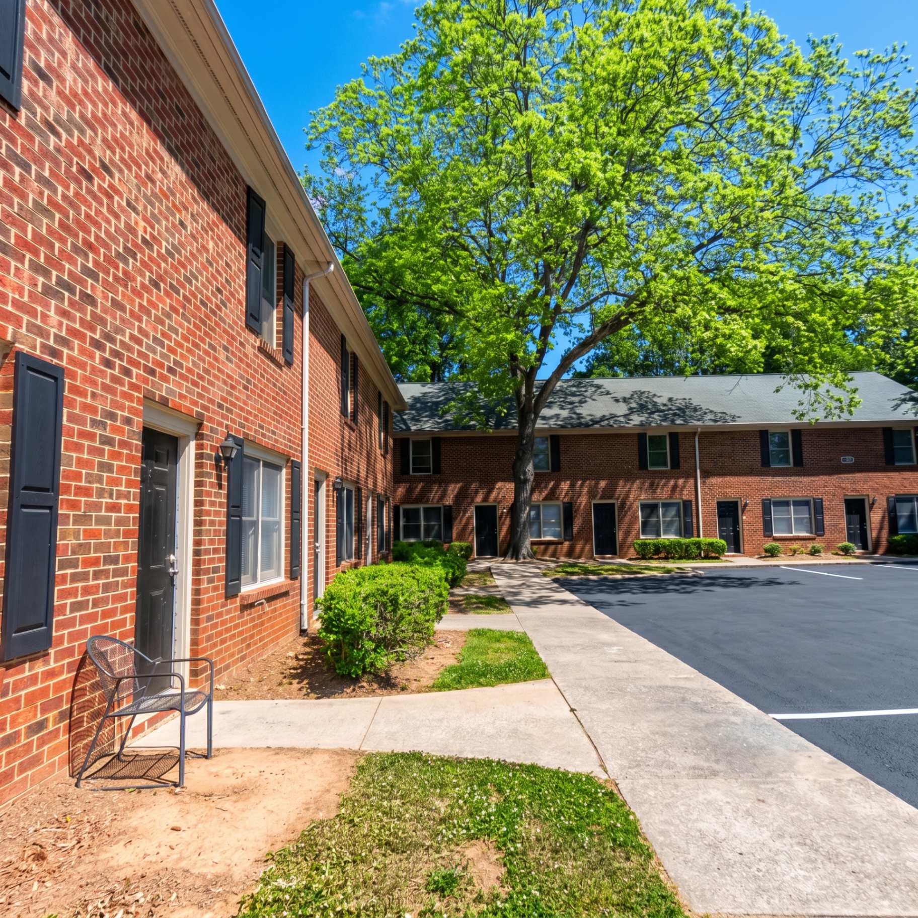 Courtyard Townhomes photo 4